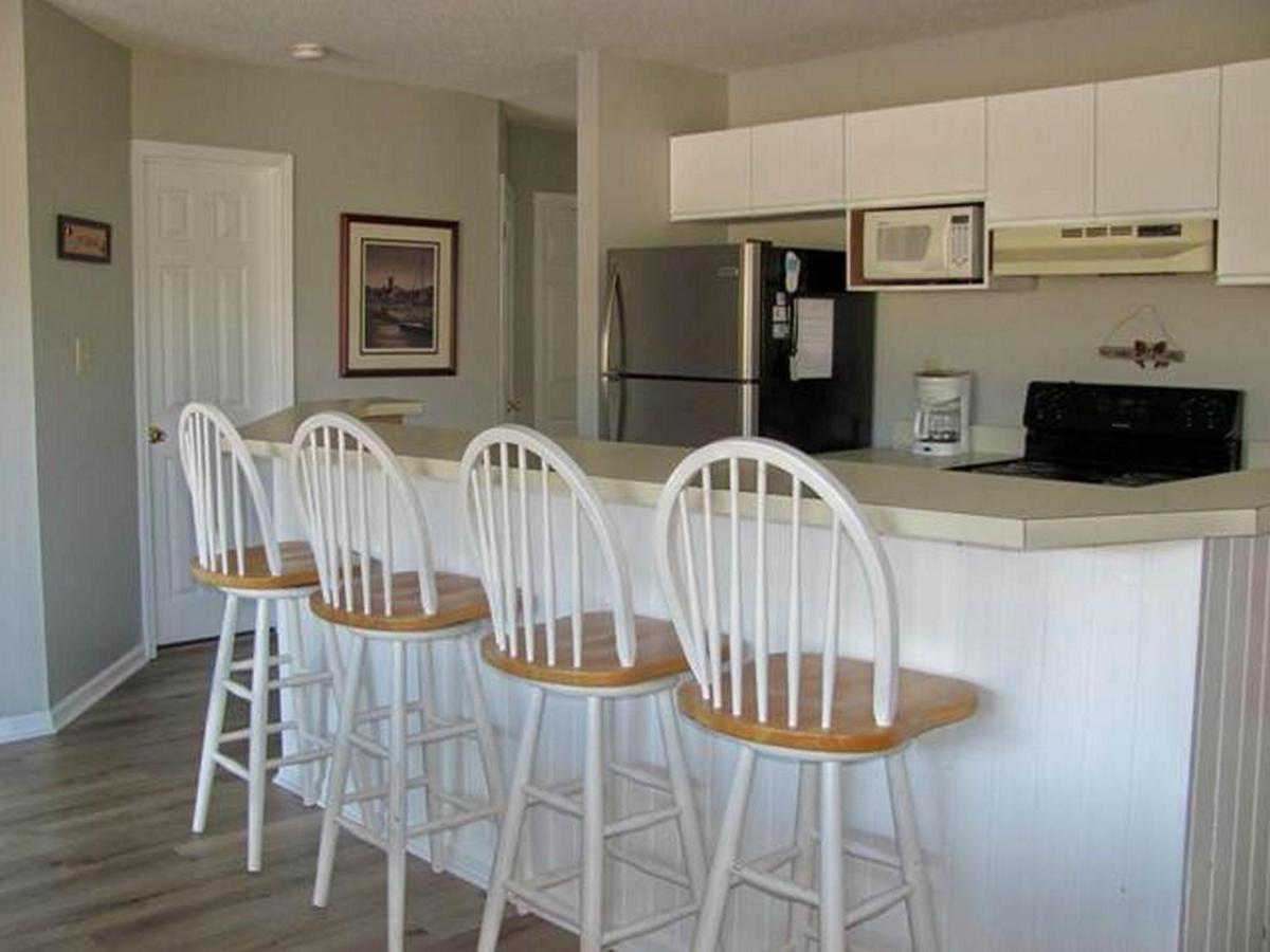 Colony I Condos By Sloane Realty Vacations Sunset Beach Room photo